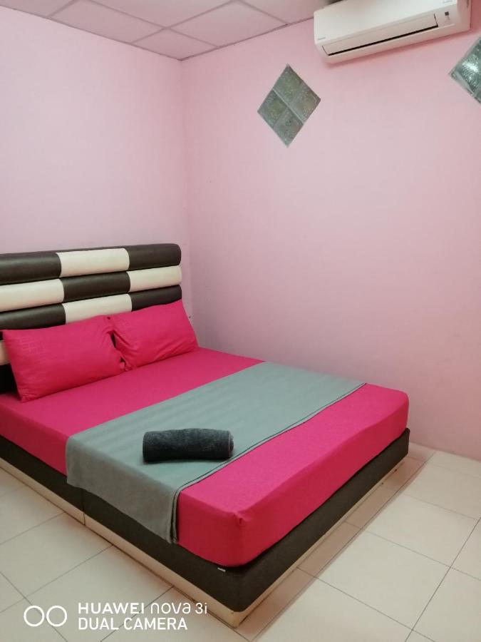 Layla Inn Batu Pahat Zewnętrze zdjęcie
