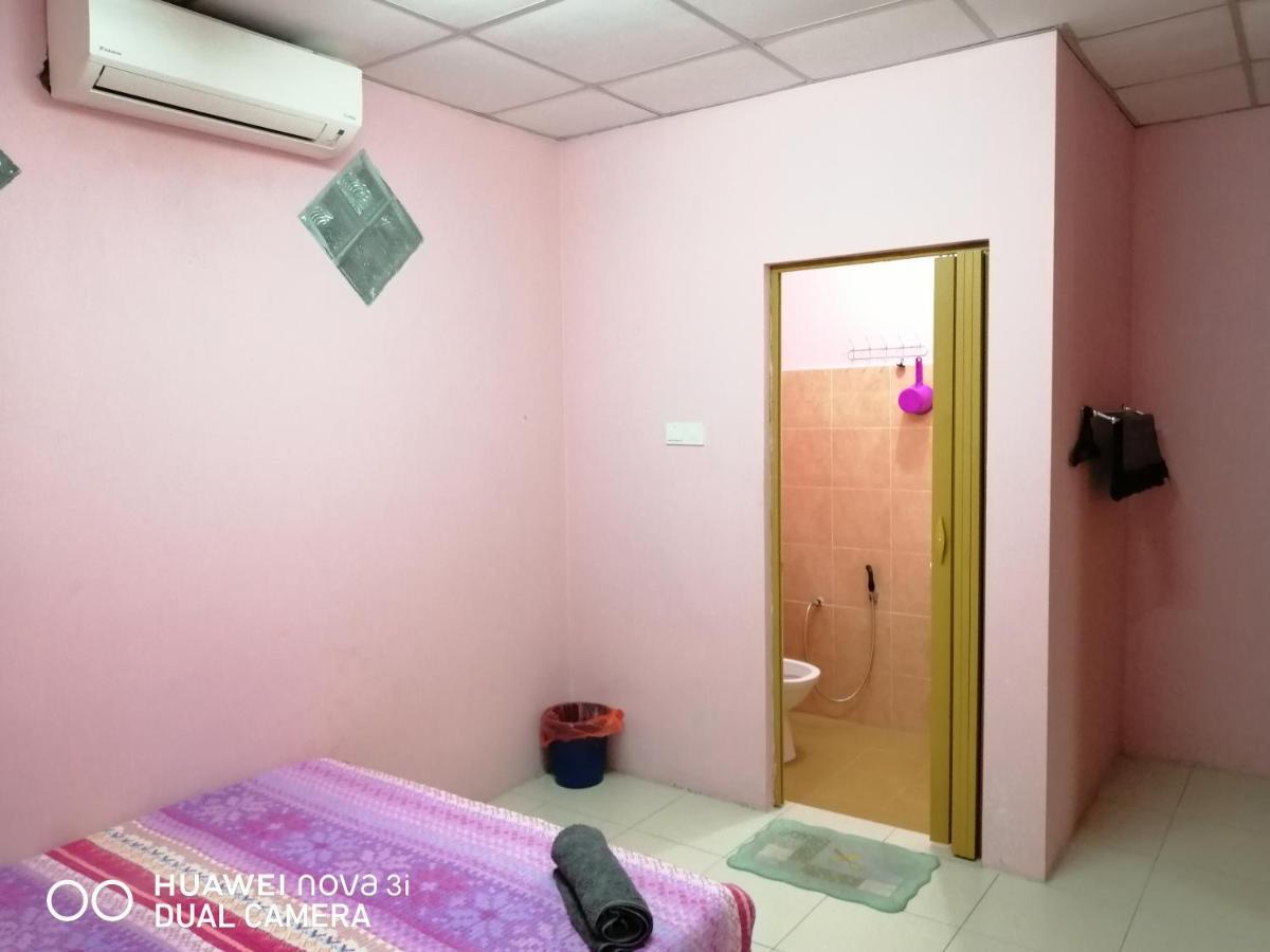Layla Inn Batu Pahat Zewnętrze zdjęcie